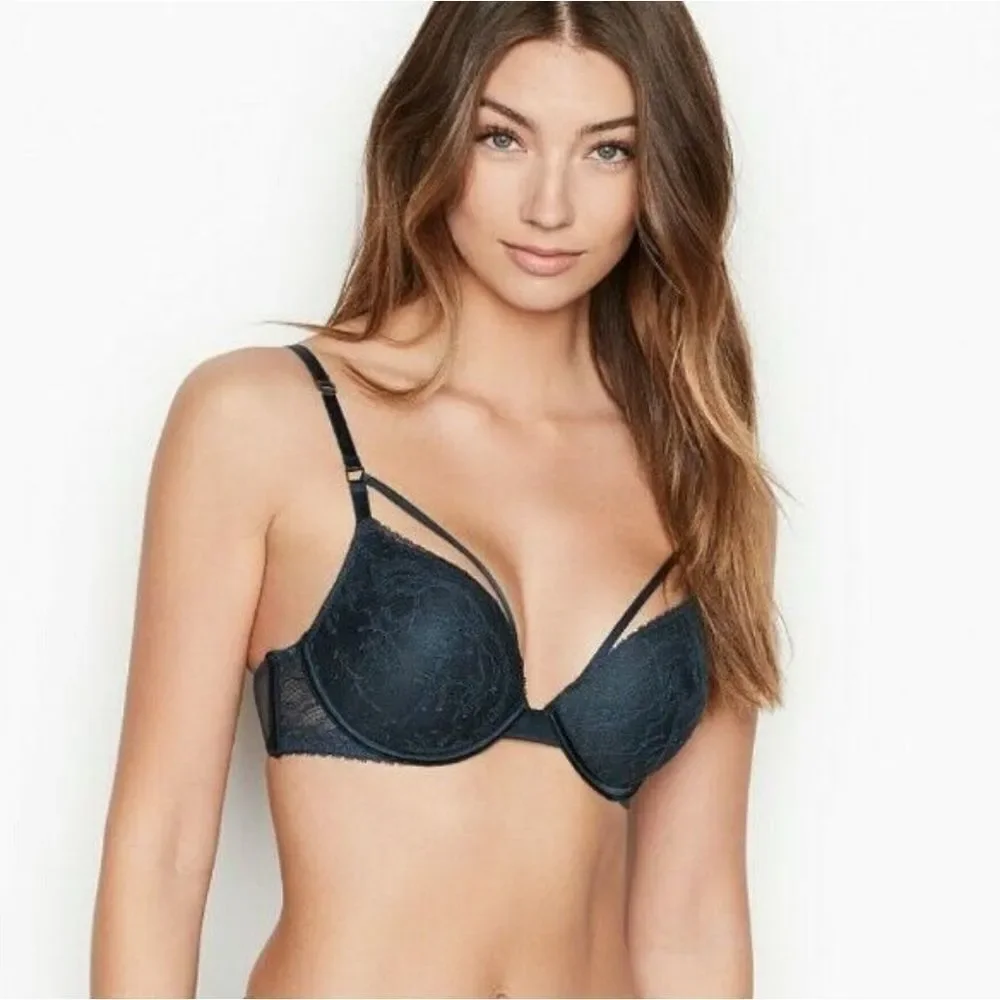 Victoria's Secret Very Sexy Push Up Bra Size 34DDD